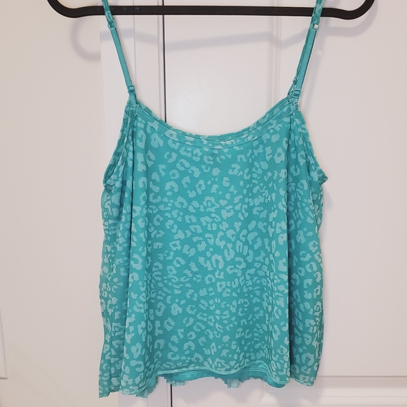 AEROSPOSTALE Sleeveless Pleated Front Blouse - Picture 3 of 4